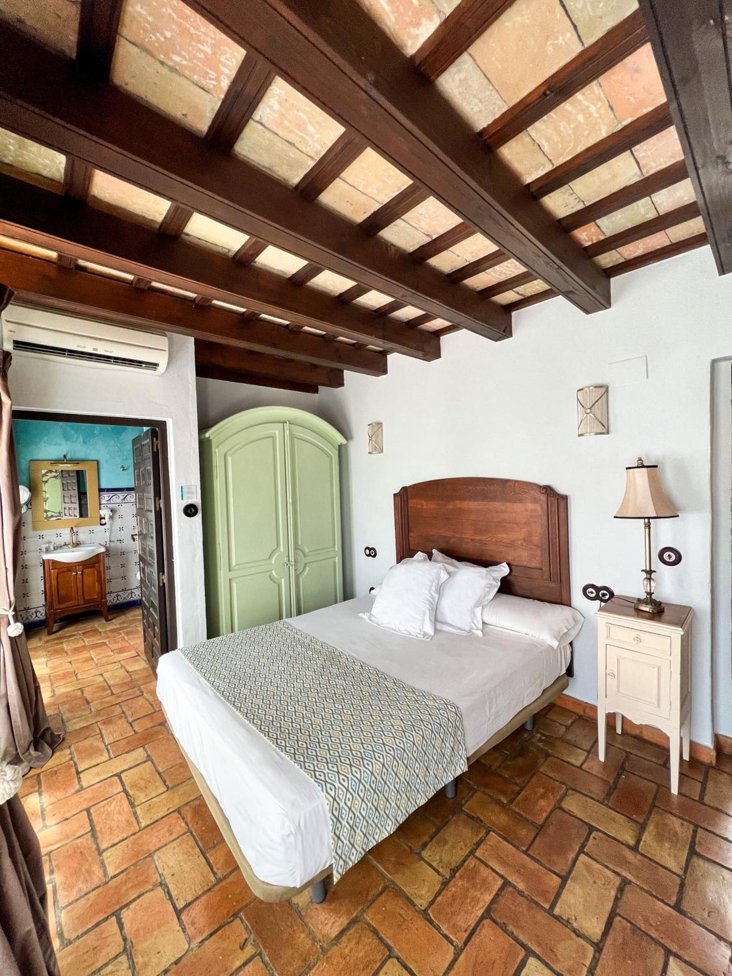 Hostal Servilia Carmona (Seville) Exterior foto
