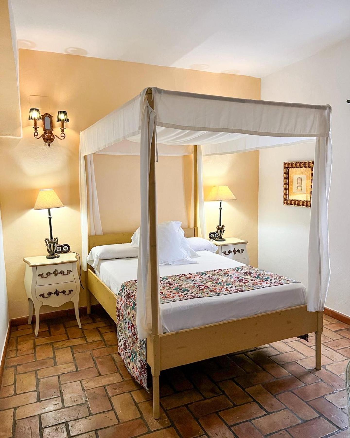 Hostal Servilia Carmona (Seville) Exterior foto