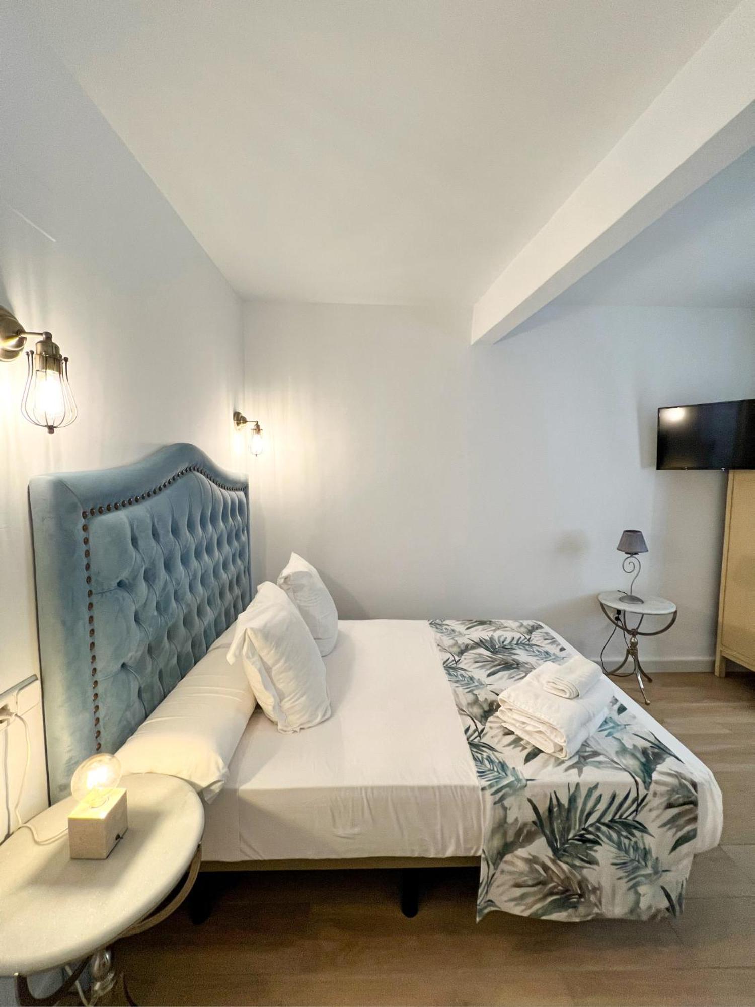 Hostal Servilia Carmona (Seville) Exterior foto